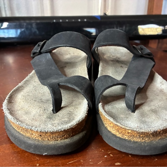 Mephisto Black Helen thong sandals size 40 - Picture 2 of 9